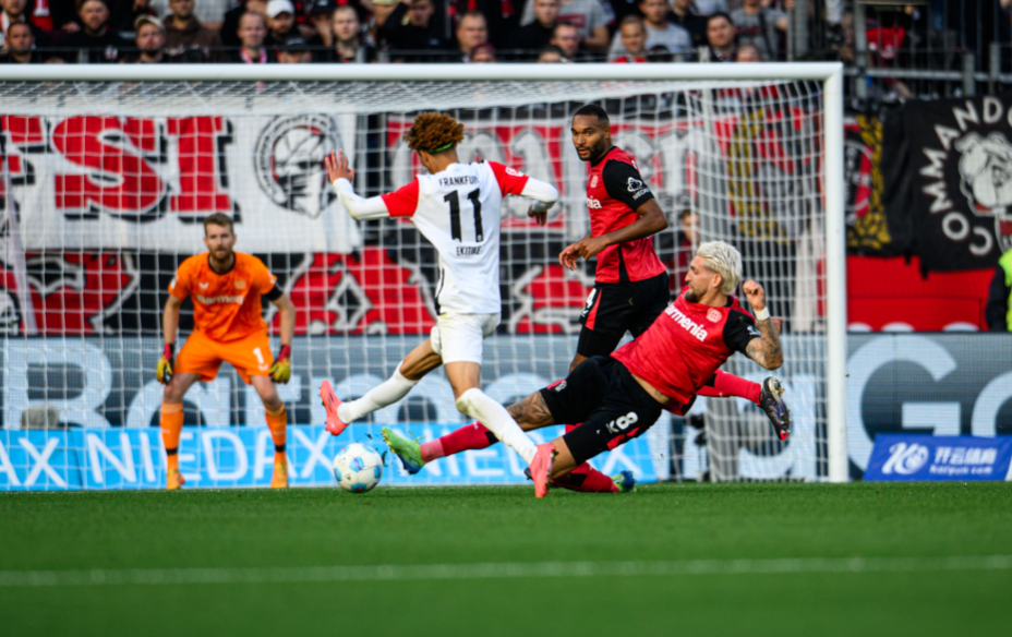 Bayer Leverkusen vs Eintracht Frankfurt (20:30 &#8211; 19/10) | Xem lại trận đấu